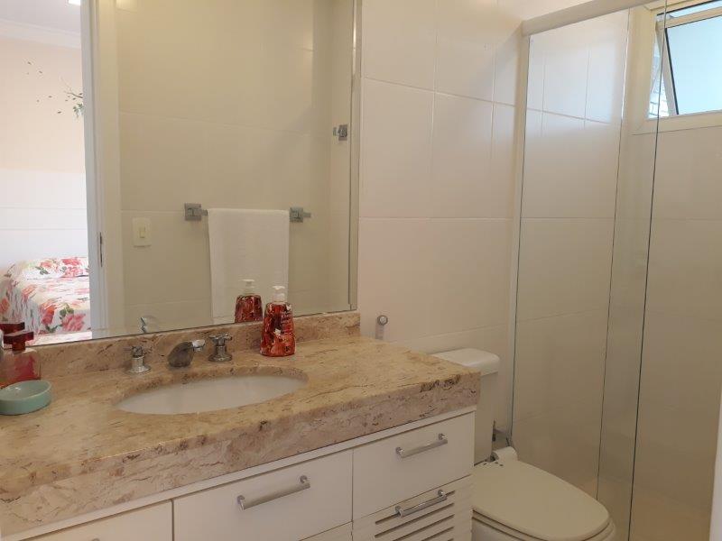 Belíssimo apartamento, pé na areia 143m², com 3 suítes, em Riviera de São Lourenço - Bertioga SP