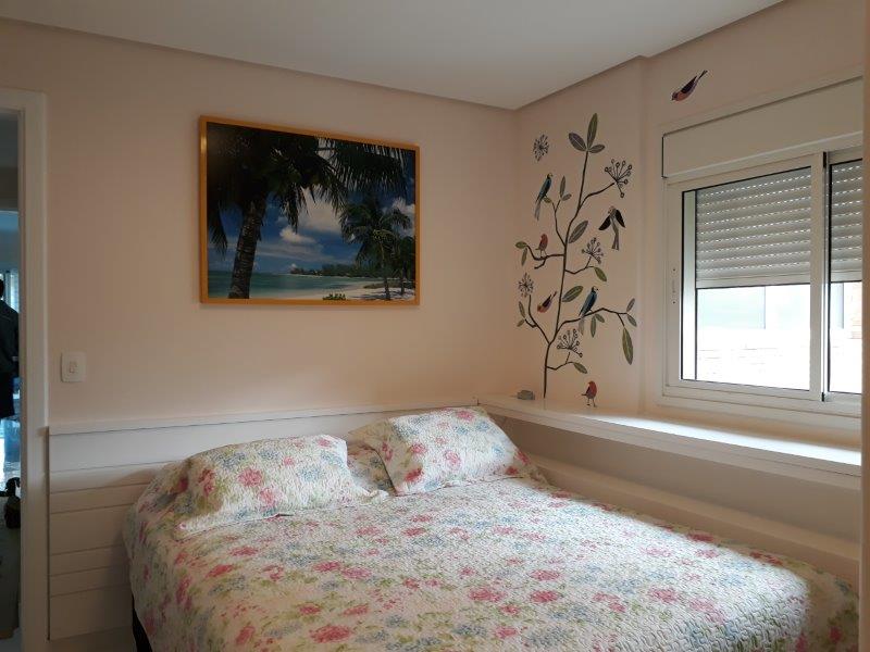Belíssimo apartamento, pé na areia 143m², com 3 suítes, em Riviera de São Lourenço - Bertioga SP