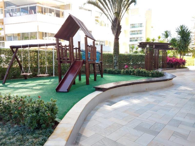 Belíssimo apartamento, pé na areia 143m², com 3 suítes, em Riviera de São Lourenço - Bertioga SP
