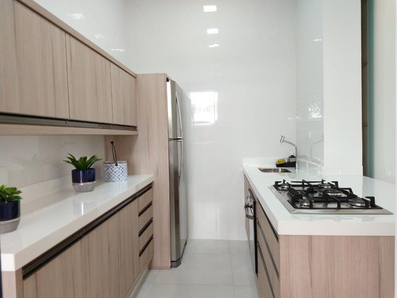 Belíssimo apartamento, pé na areia 143m², com 3 suítes, em Riviera de São Lourenço - Bertioga SP